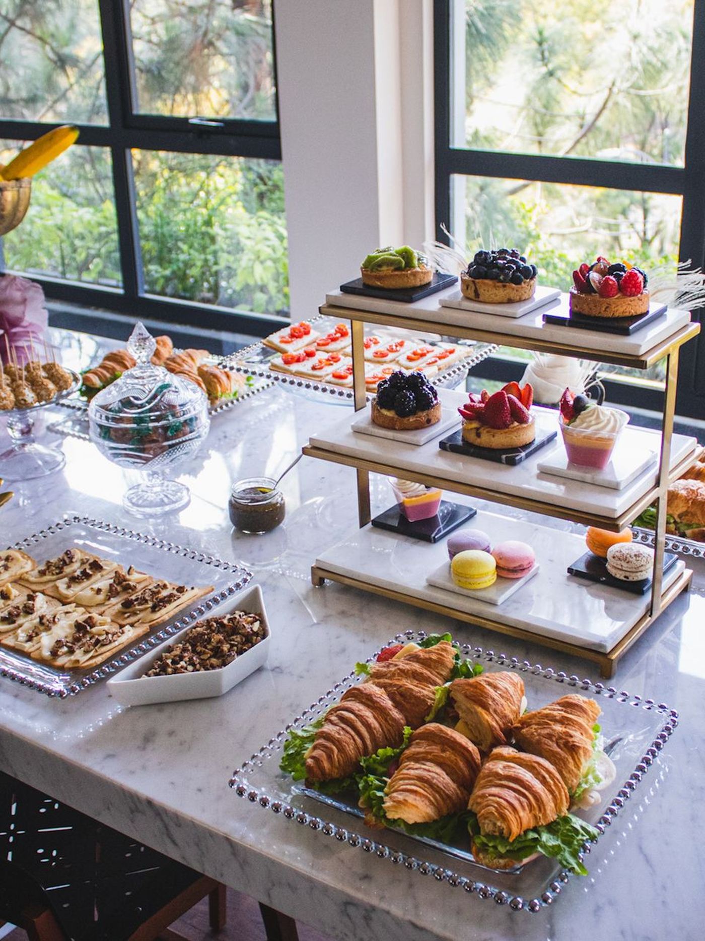 Brunch em Dubai: o guia de preços, do econômico ao blowout